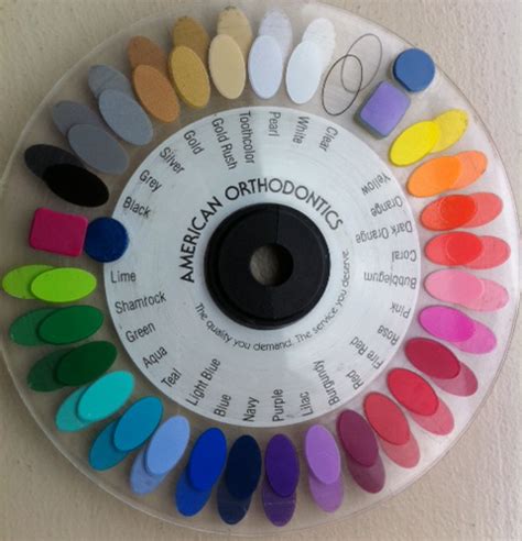 braces color wheel picker.